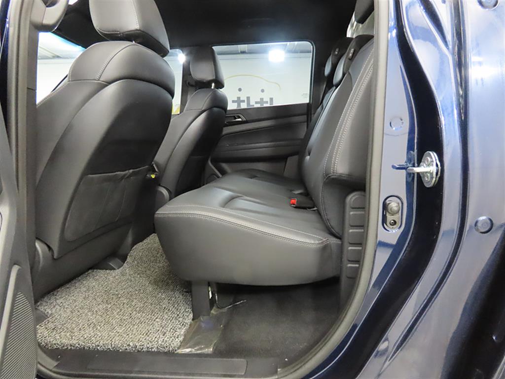 Ssangyong Rexton - Vista 6