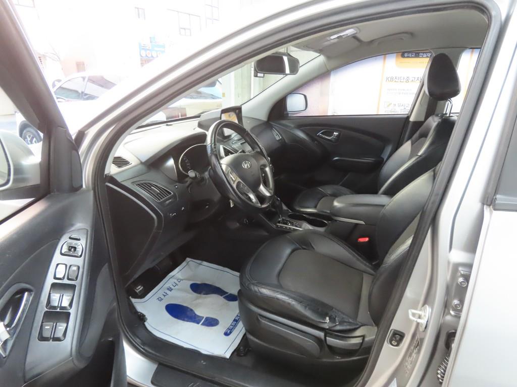 HYUNDAI Tucson - Vista 5