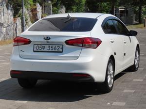 KIA K3 - Vista 6