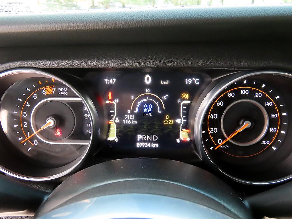 Jeep Wrangler - Vista 10