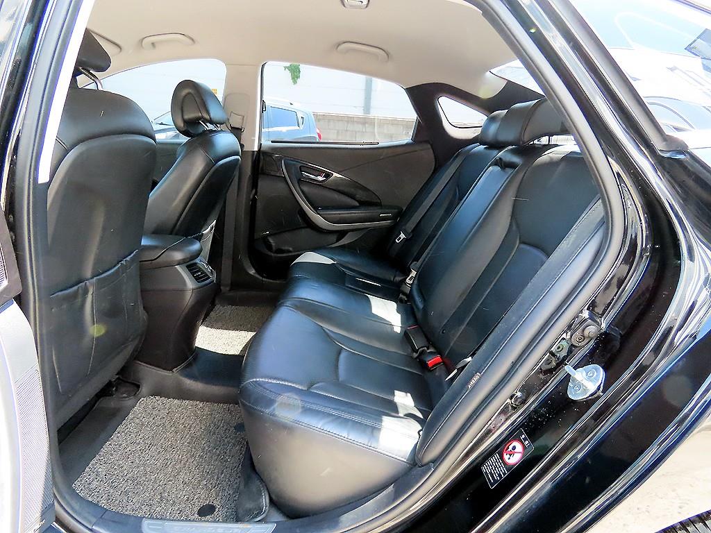 HYUNDAI Grandeur - Vista 6