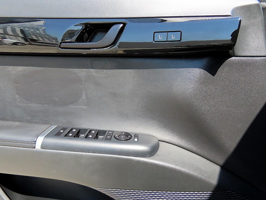 HYUNDAI Grandeur - Vista 11