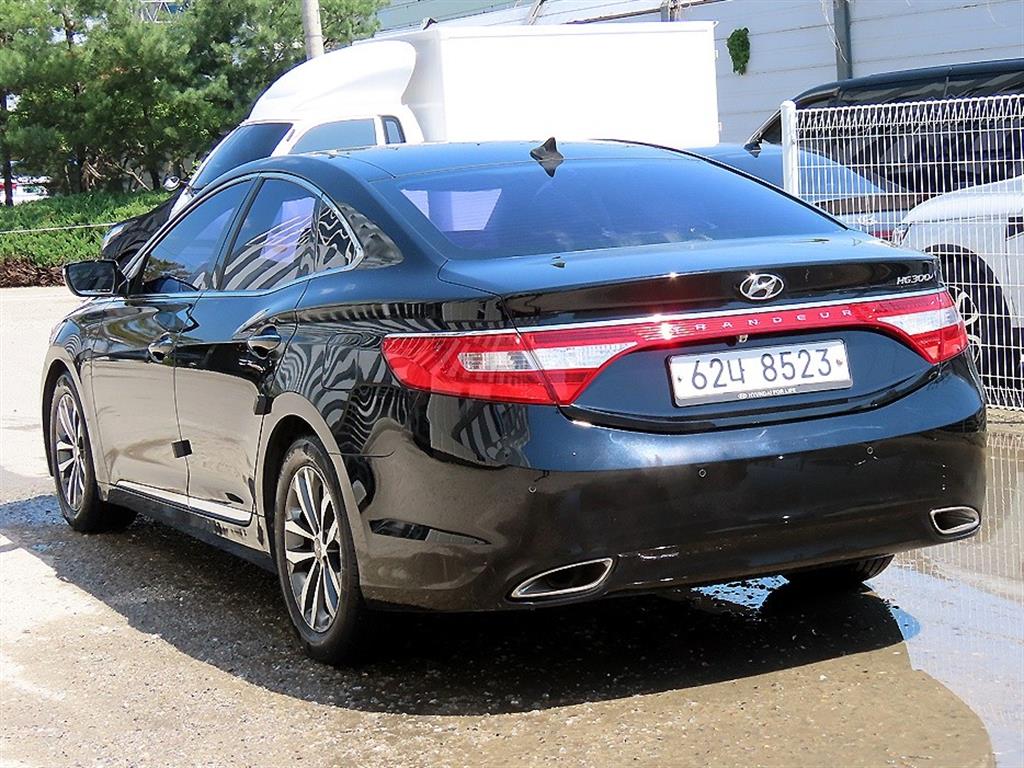 HYUNDAI Grandeur - Vista 3