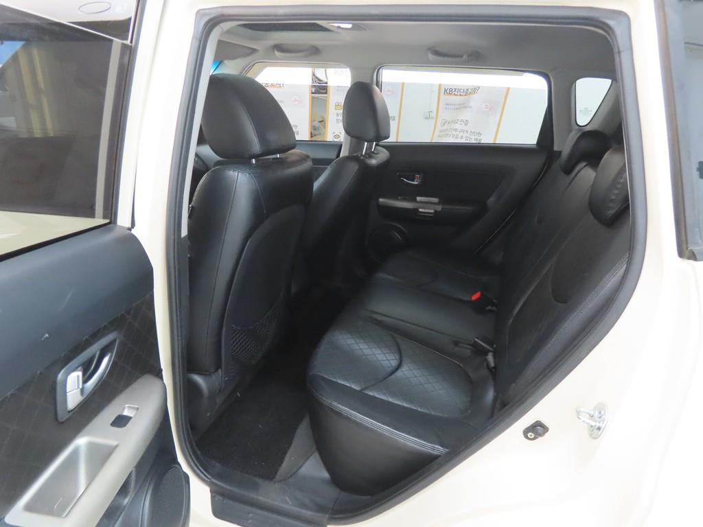 KIA Soul - Vista 6