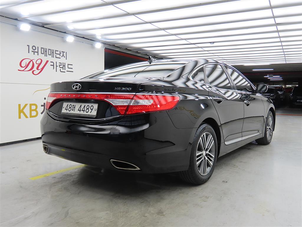 HYUNDAI Grandeur - Vista 4