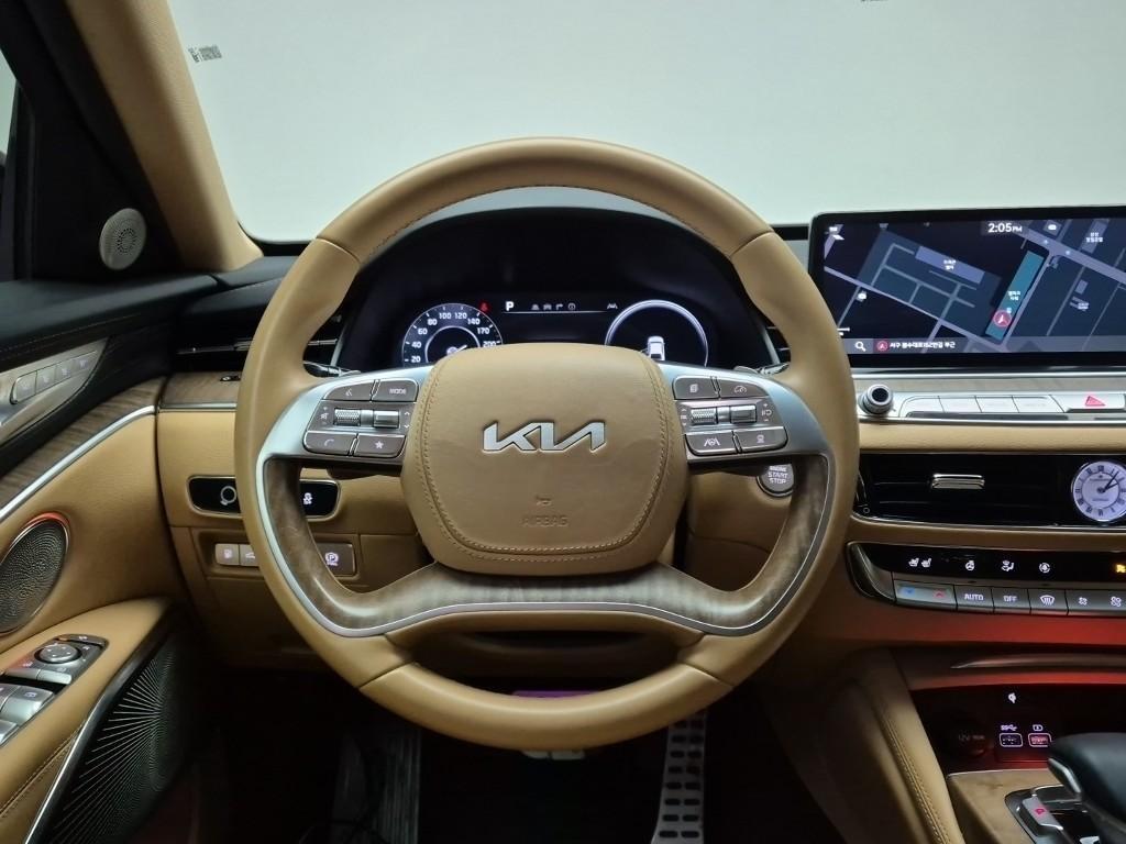 KIA K9 - Vista 9