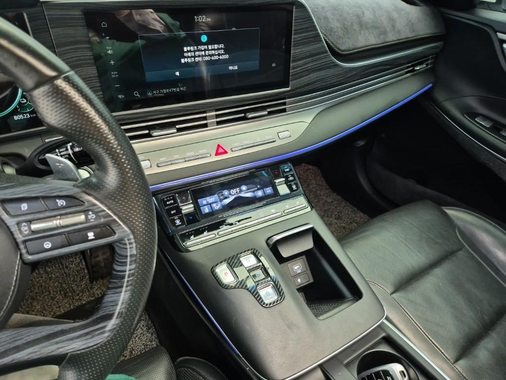 HYUNDAI Grandeur - Vista 9