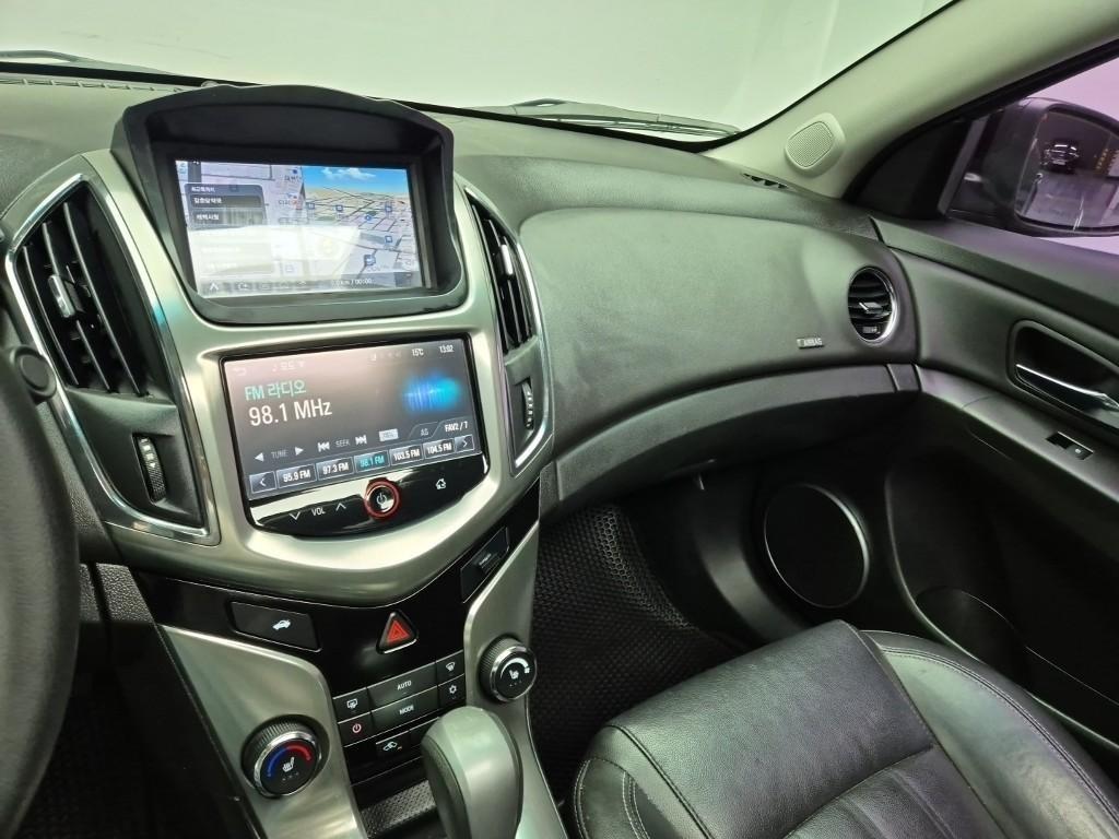 Chevrolet Cruise - Vista 10