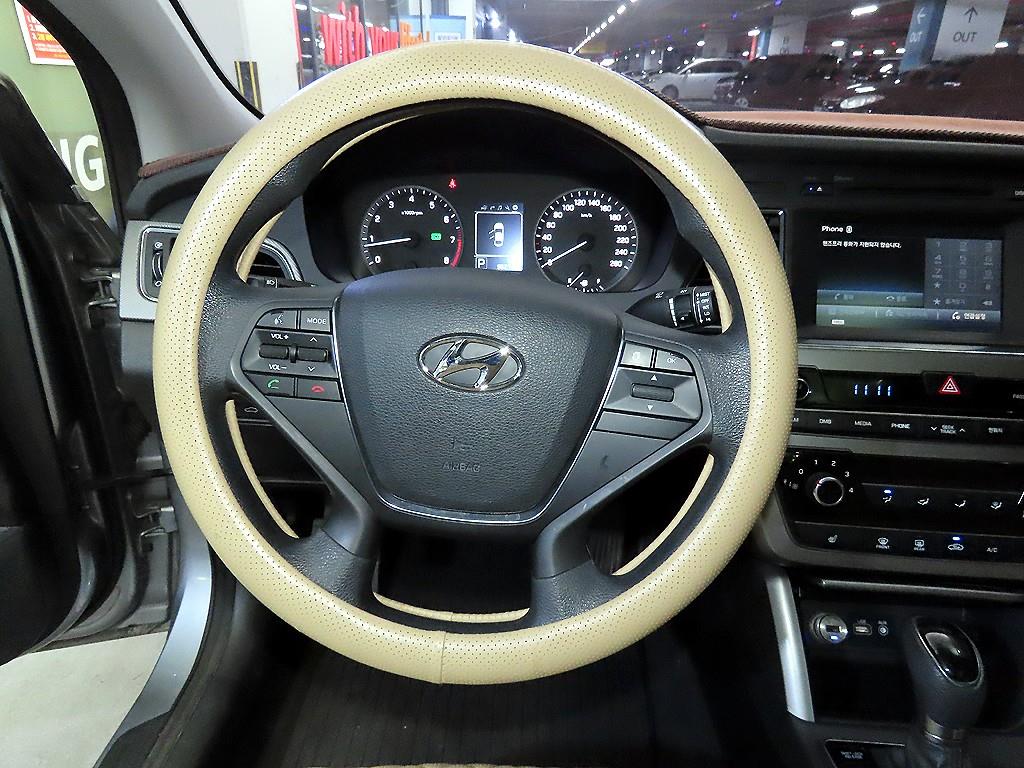 HYUNDAI Sonata - Vista 8