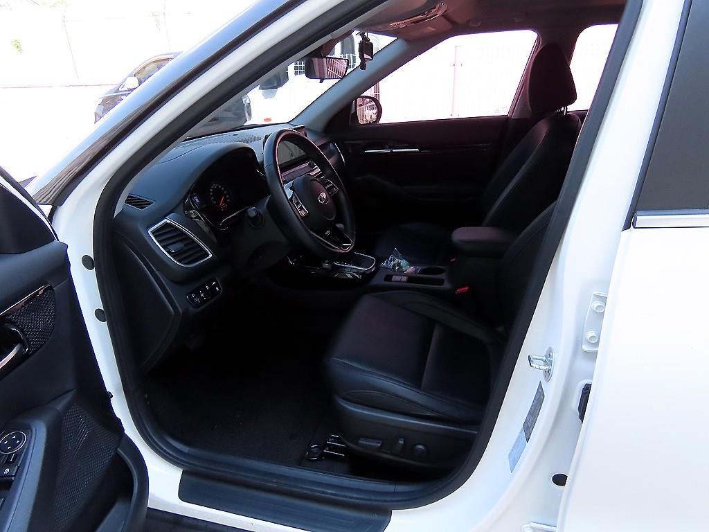 KIA Seltos - Vista 5