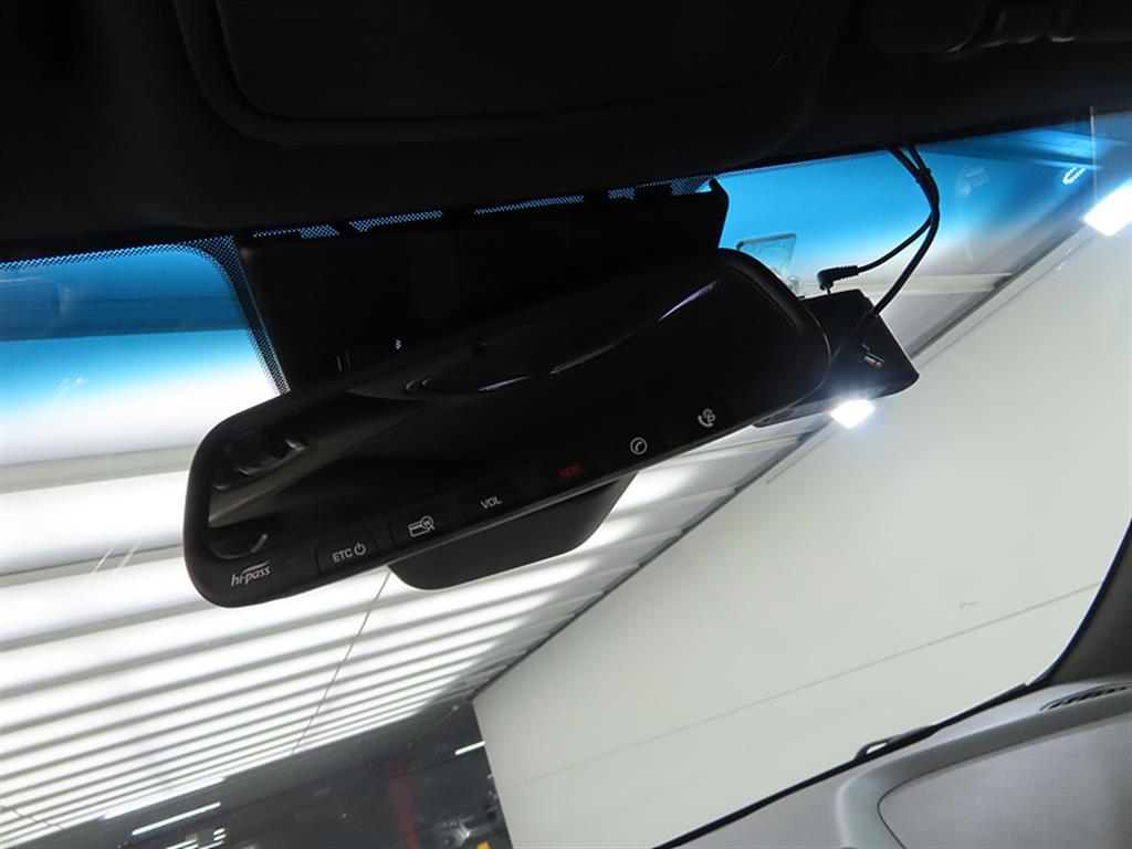 HYUNDAI Maxcruz - Vista 12
