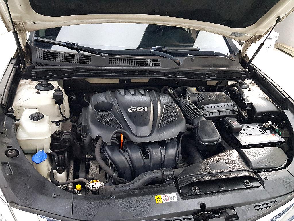 HYUNDAI Grandeur - Vista 6