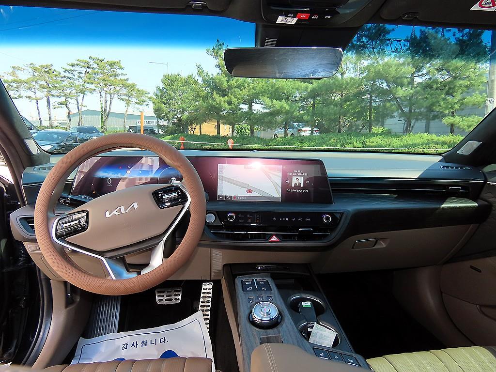 KIA K8 - Vista 7