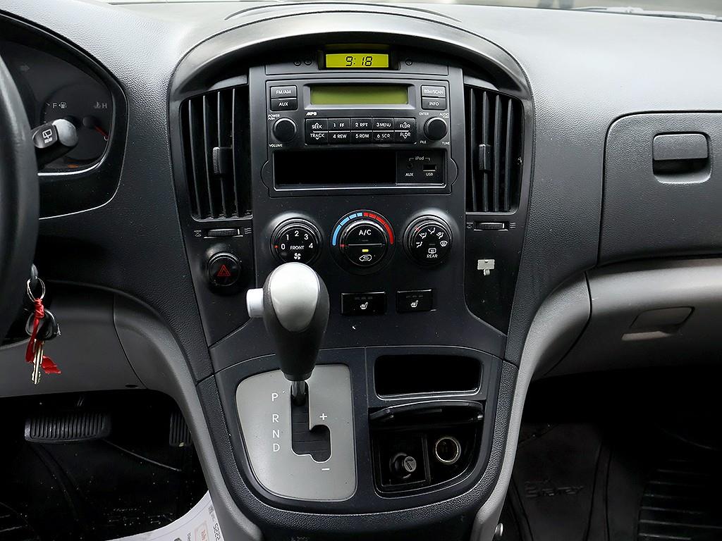 HYUNDAI Starex 2015 Gris - Importación desde Corea - HF Imports Iquique - Foto 9