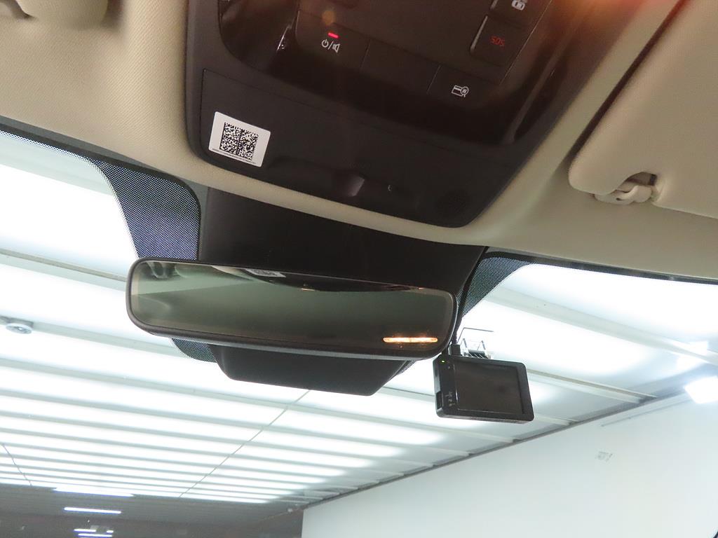 KIA Carnival - Vista 12