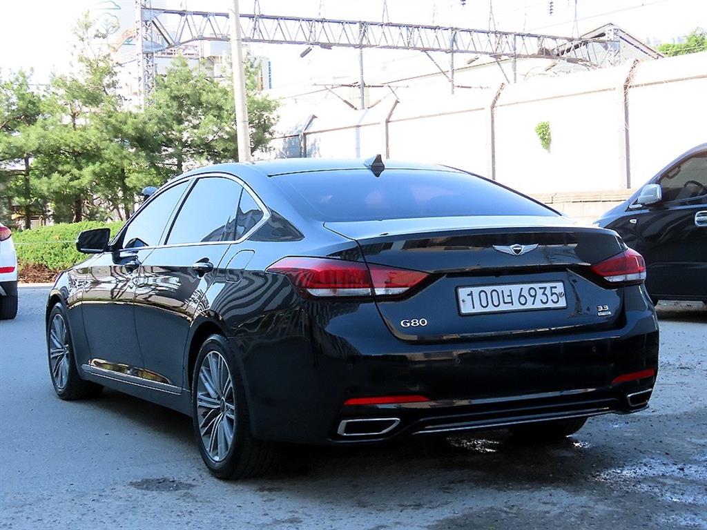 Genesis G80 - Vista 3