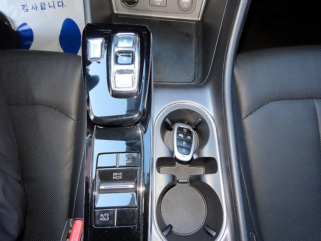 HYUNDAI Sonata - Vista 10