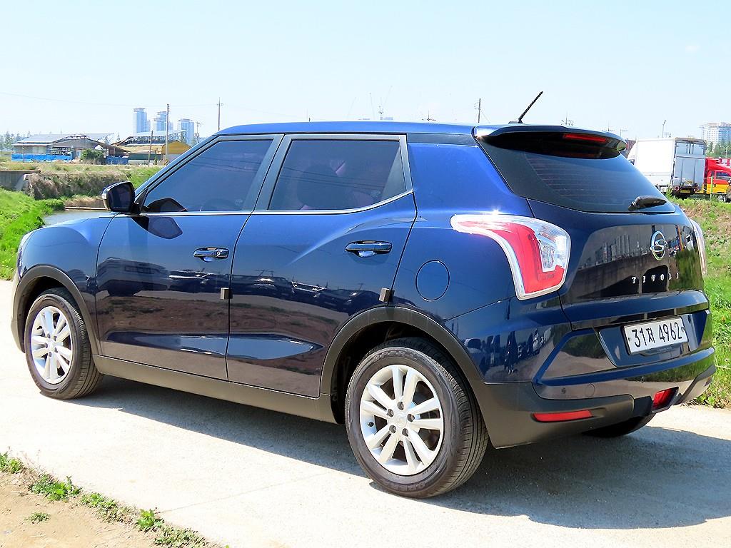 Ssangyong Tivoli - Vista 3