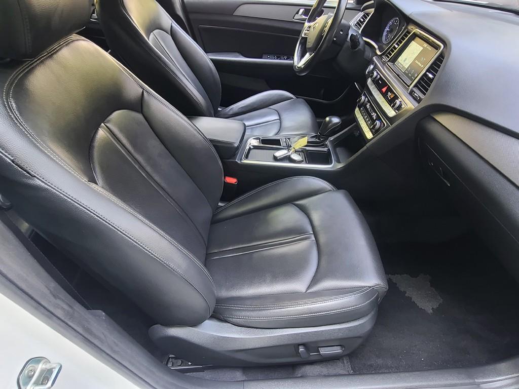 HYUNDAI Sonata - Vista 10