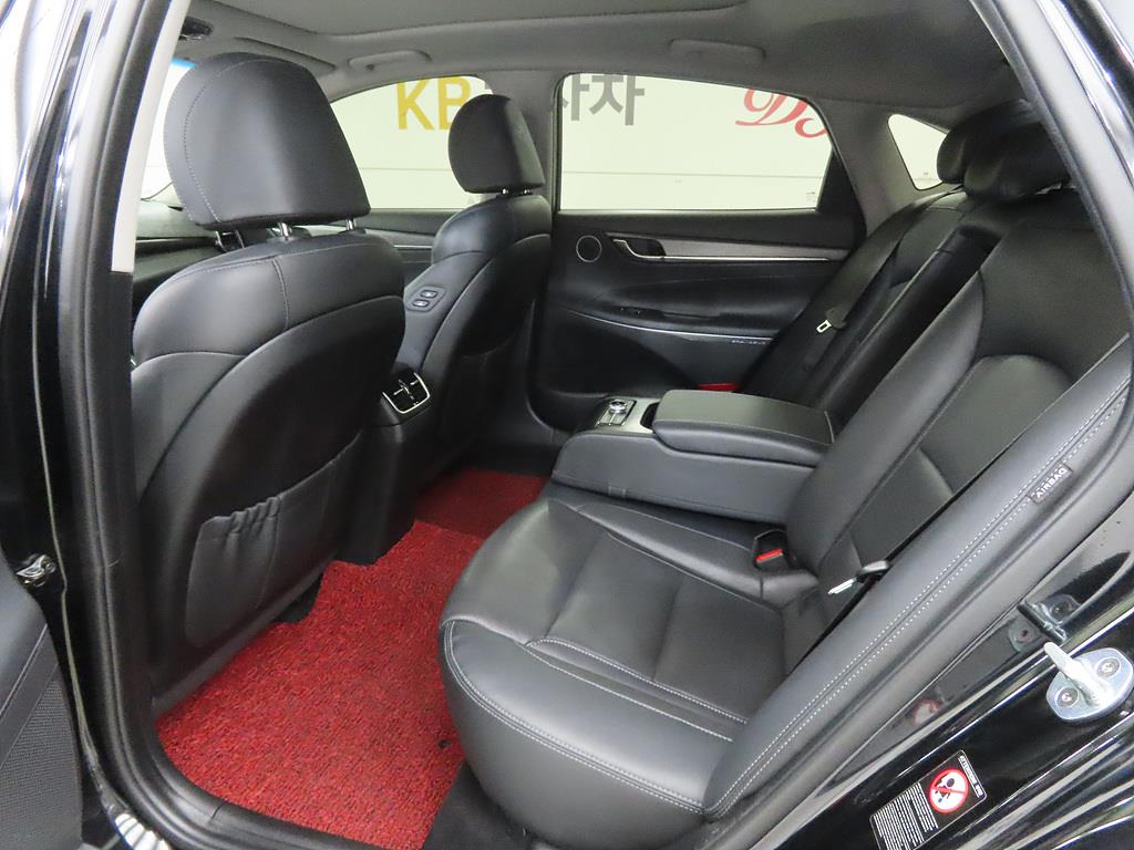 HYUNDAI Grandeur - Vista 6