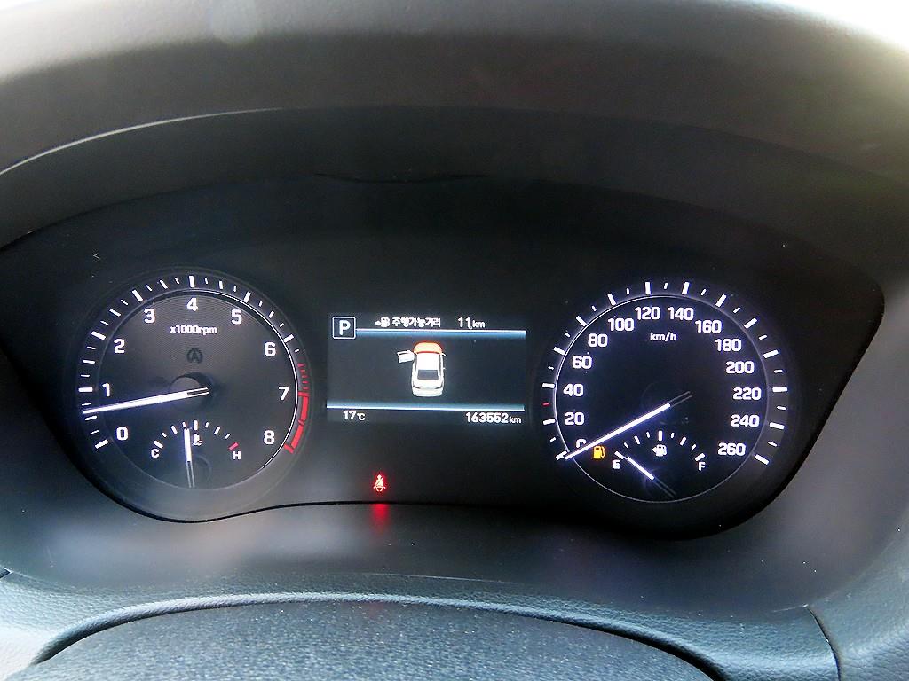 Genesis G80 - Vista 9