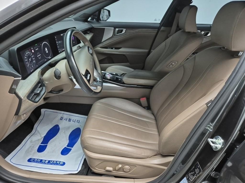 KIA K8 - Vista 6