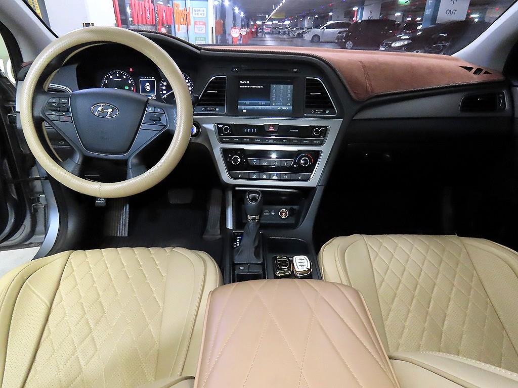 HYUNDAI Sonata - Vista 10
