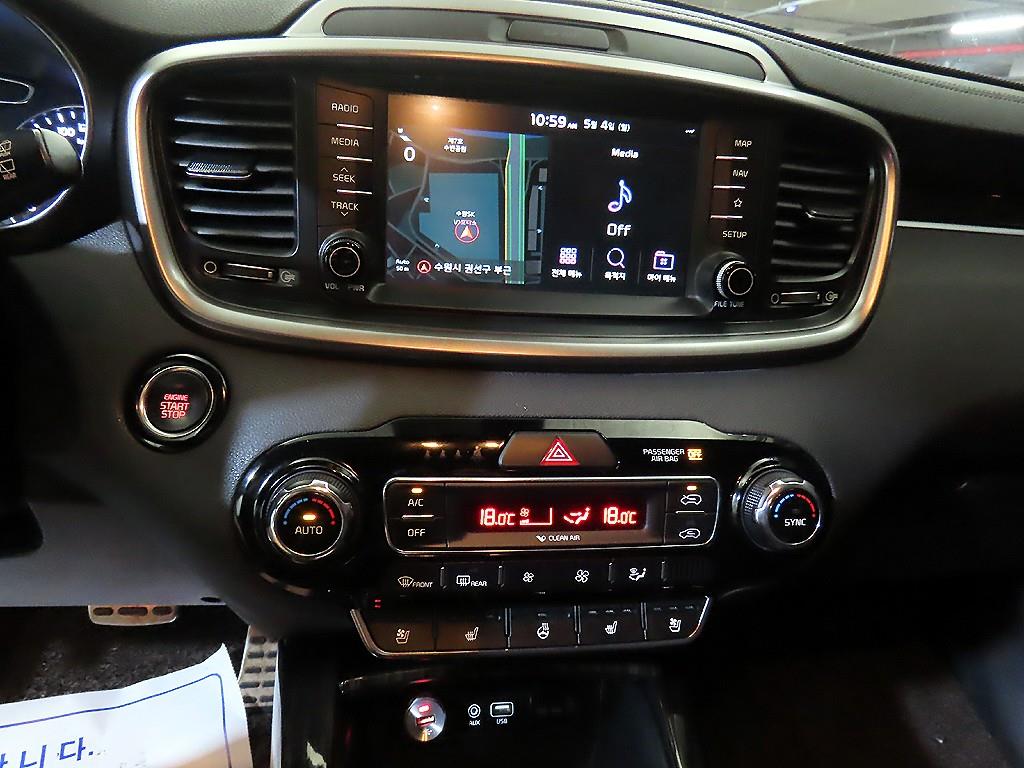 KIA Sorento - Vista 11
