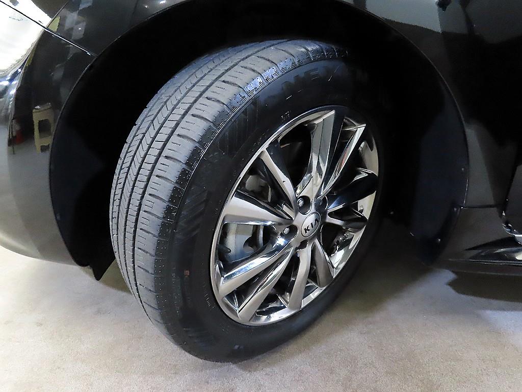 KIA Carnival 2019 Negro - Importación desde Corea - HF Imports Iquique - Foto 20