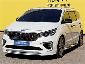 KIA Carnival - Vista 4