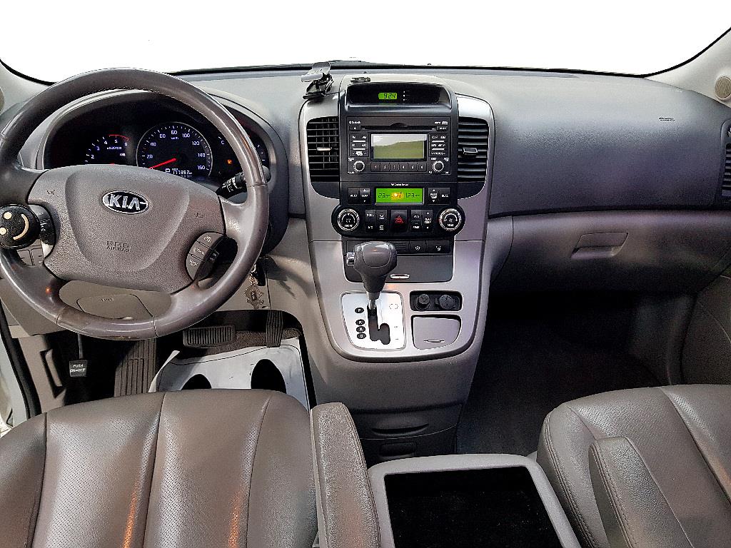KIA Carnival - Vista 5