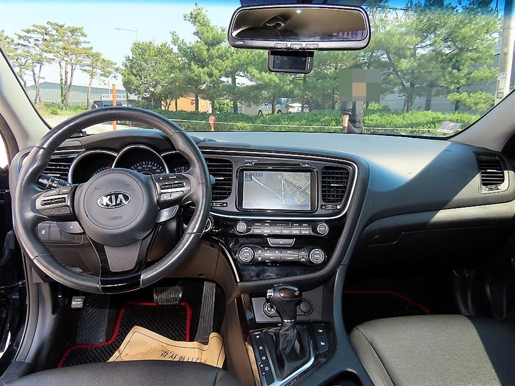 KIA K5 - Vista 7
