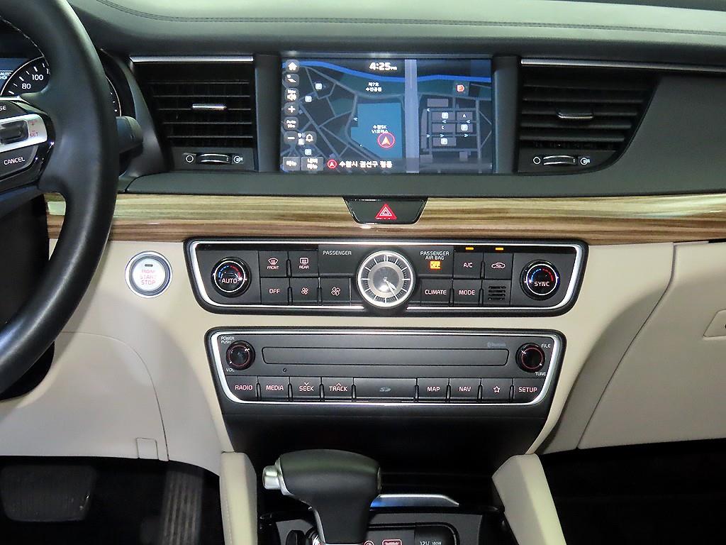 KIA K7 - Vista 11