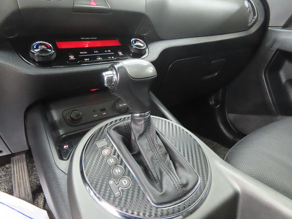 KIA Sportage - Vista 11