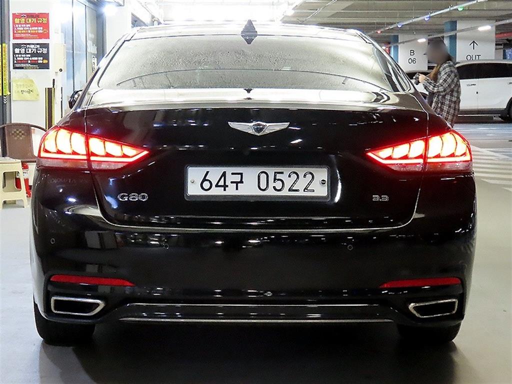 Genesis G80 - Vista 5