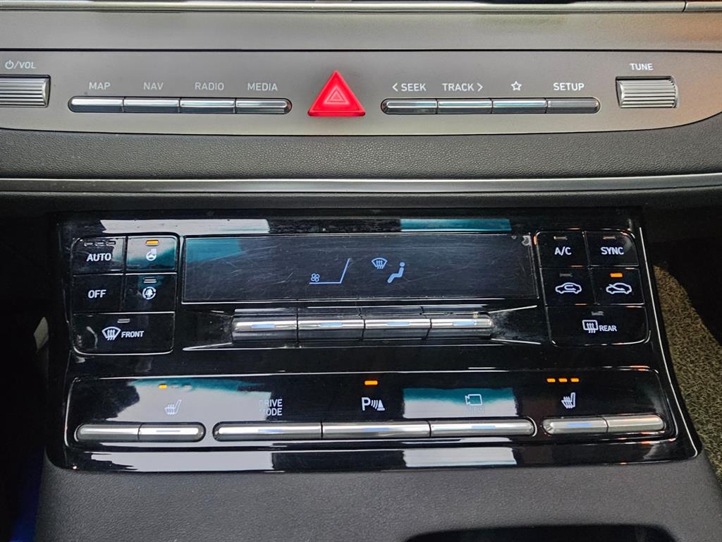 HYUNDAI Grandeur - Vista 4