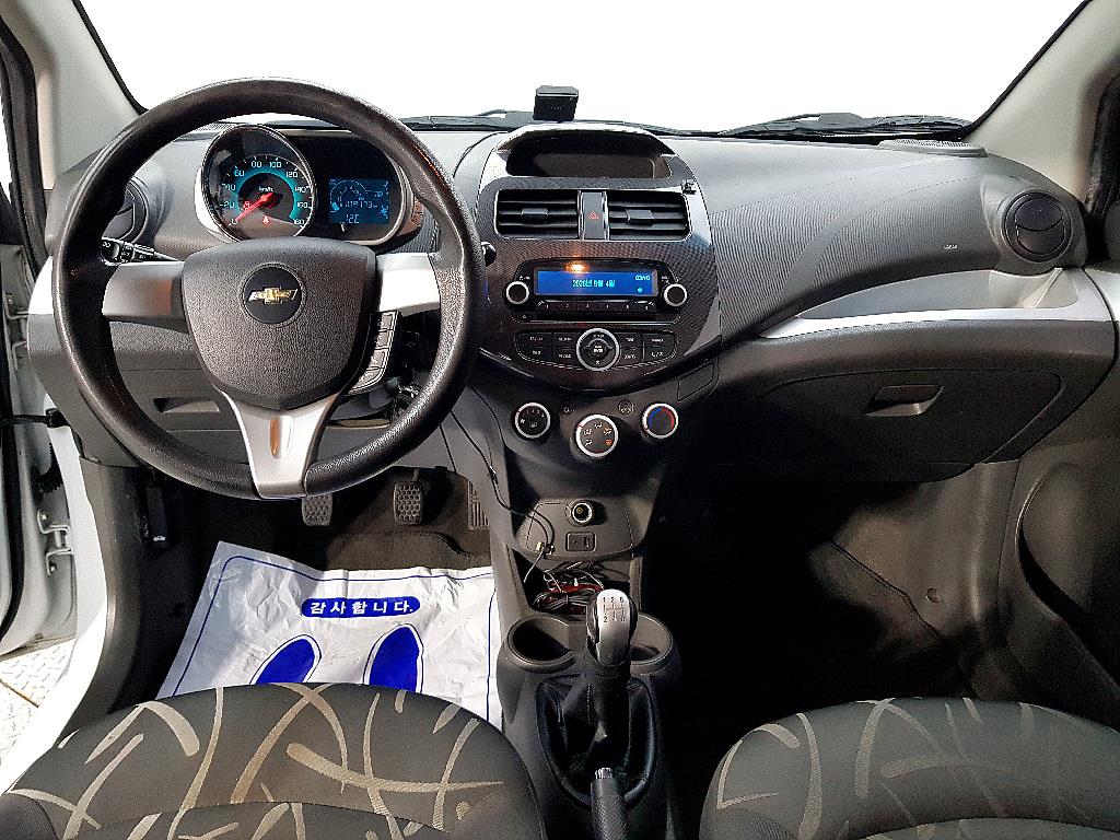 Chevrolet Spark - Vista 5