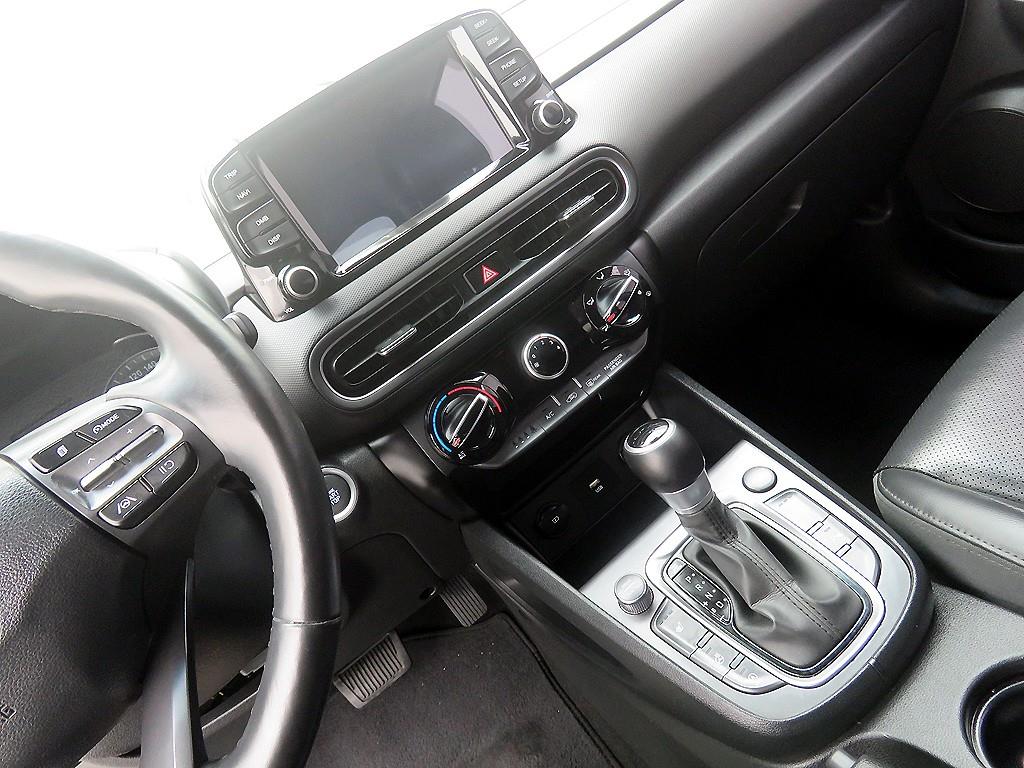HYUNDAI Kona - Vista 11