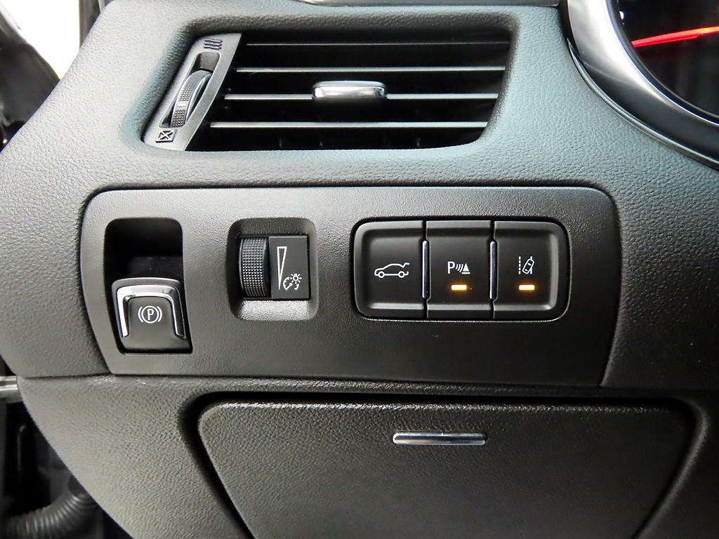 Chevrolet Impala - Vista 12