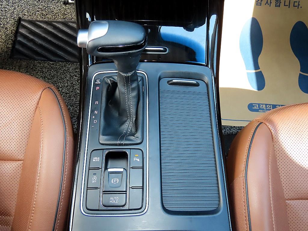 KIA Sorento - Vista 11