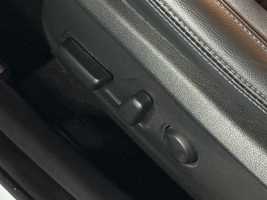 HYUNDAI Kona - Vista 10
