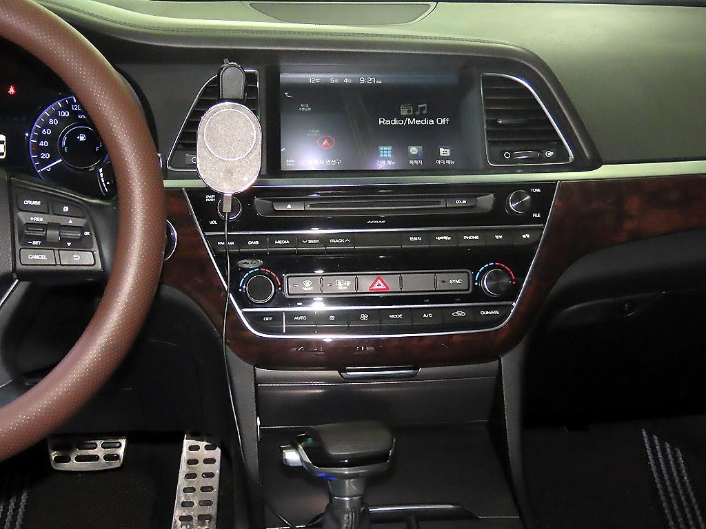 HYUNDAI Aslan - Vista 11