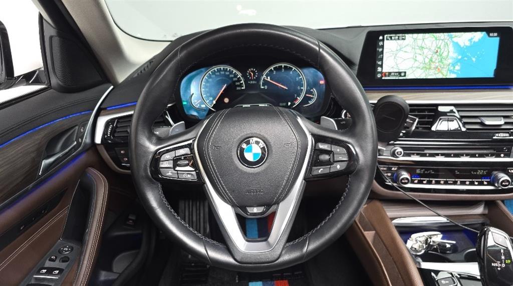 BMW 5 Series 2018 Blanco - Importación desde Corea - HF Imports Iquique - Foto 20