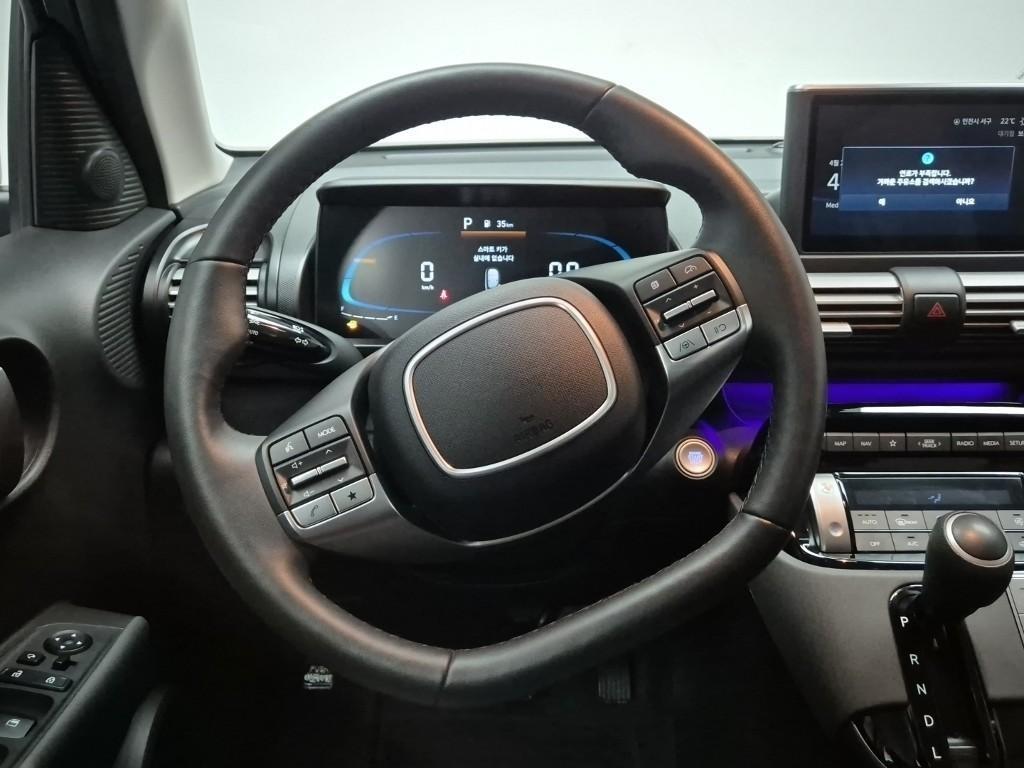 HYUNDAI Casper - Vista 9