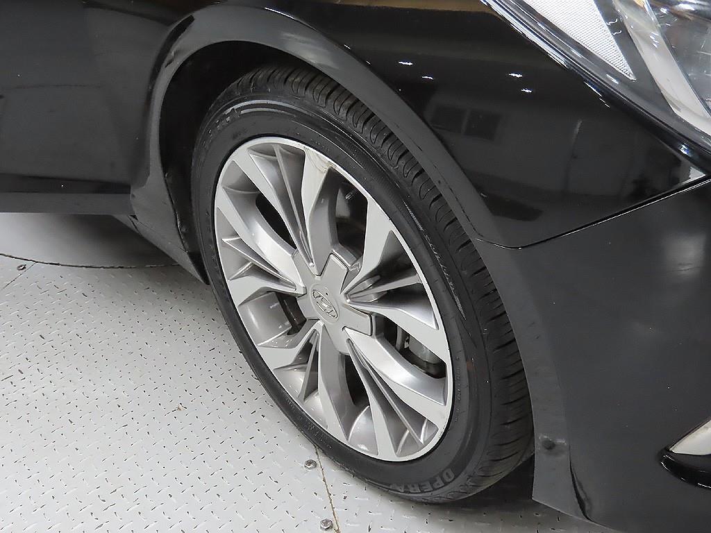 HYUNDAI Sonata - Vista 9