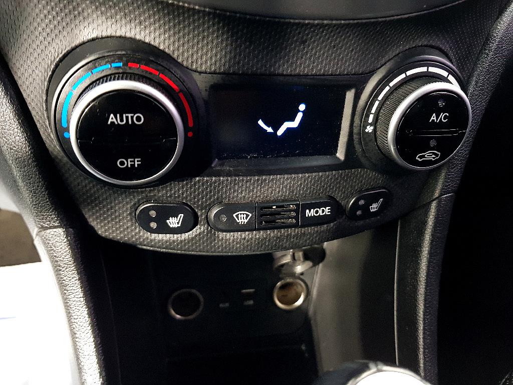 HYUNDAI Accent 2016 Plateado - Importación desde Corea - HF Imports Iquique - Foto 16