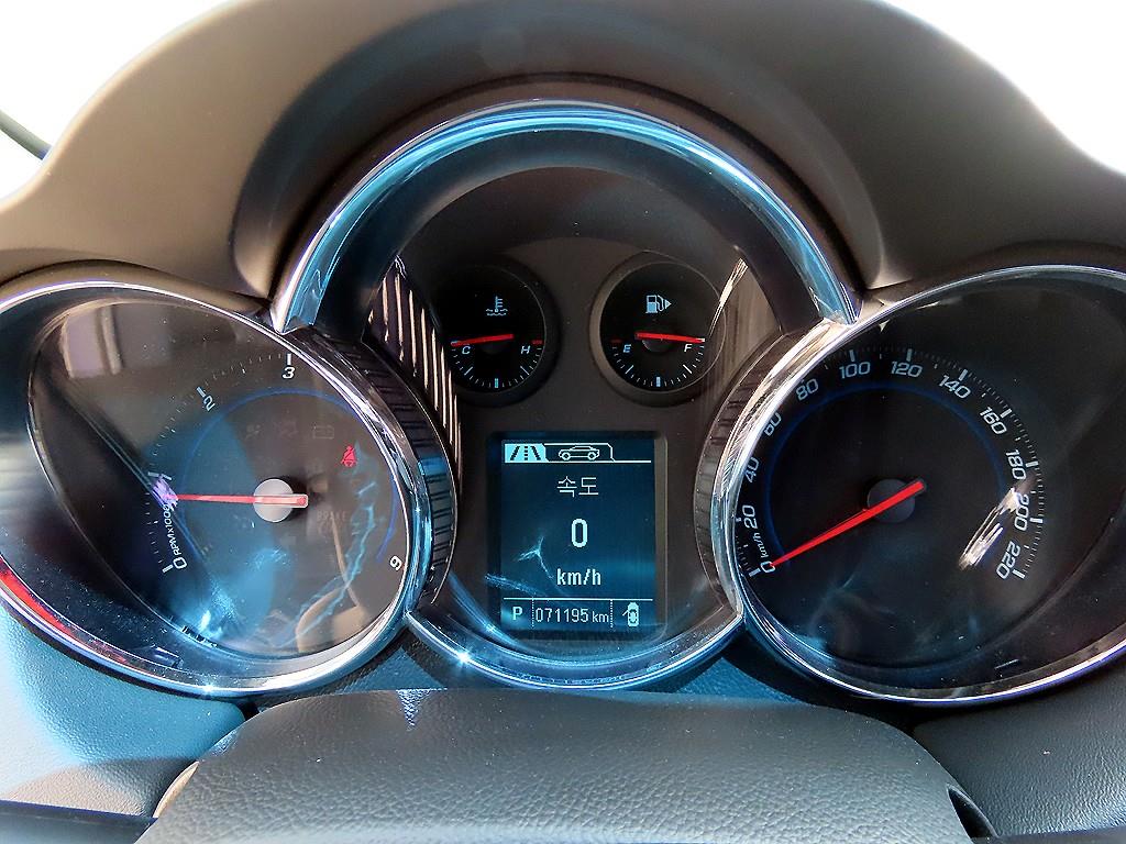Chevrolet Cruise - Vista 9