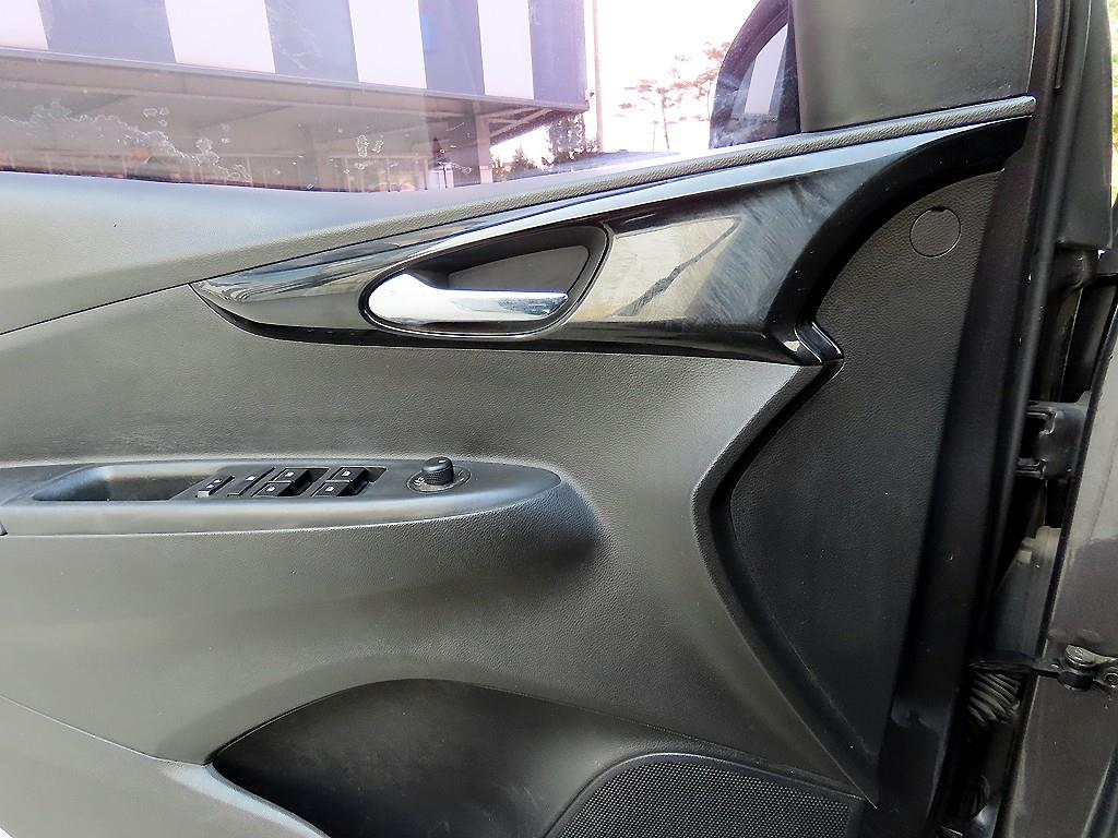 Chevrolet Spark - Vista 11