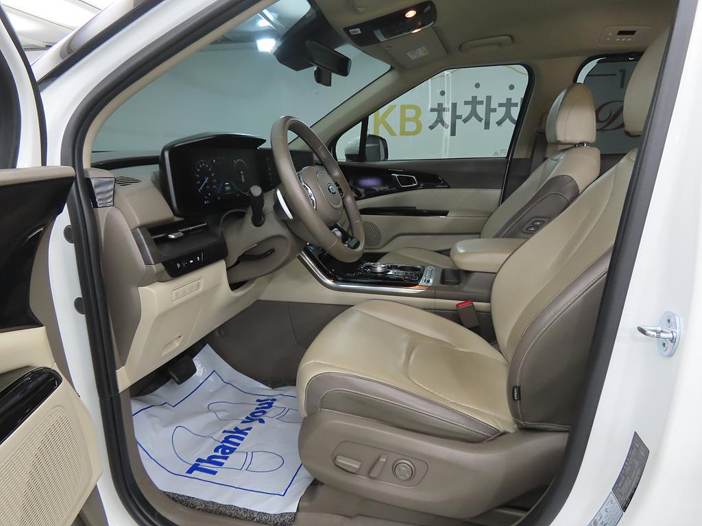 KIA Carnival - Vista 5