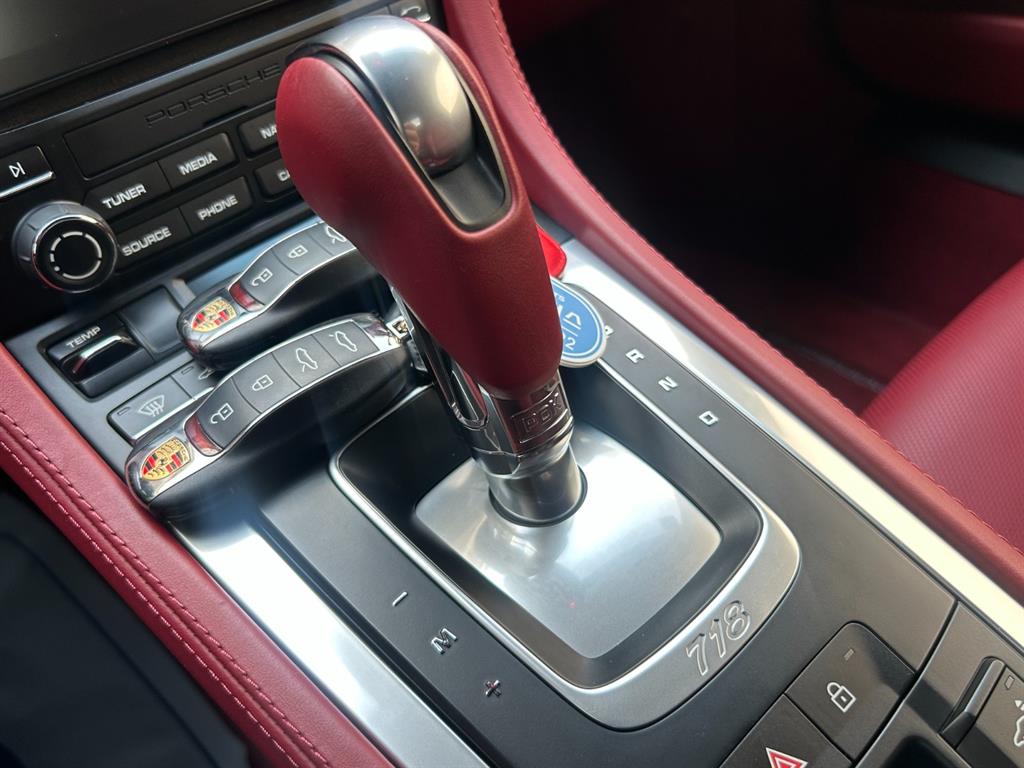 Porsche 718 - Vista 9